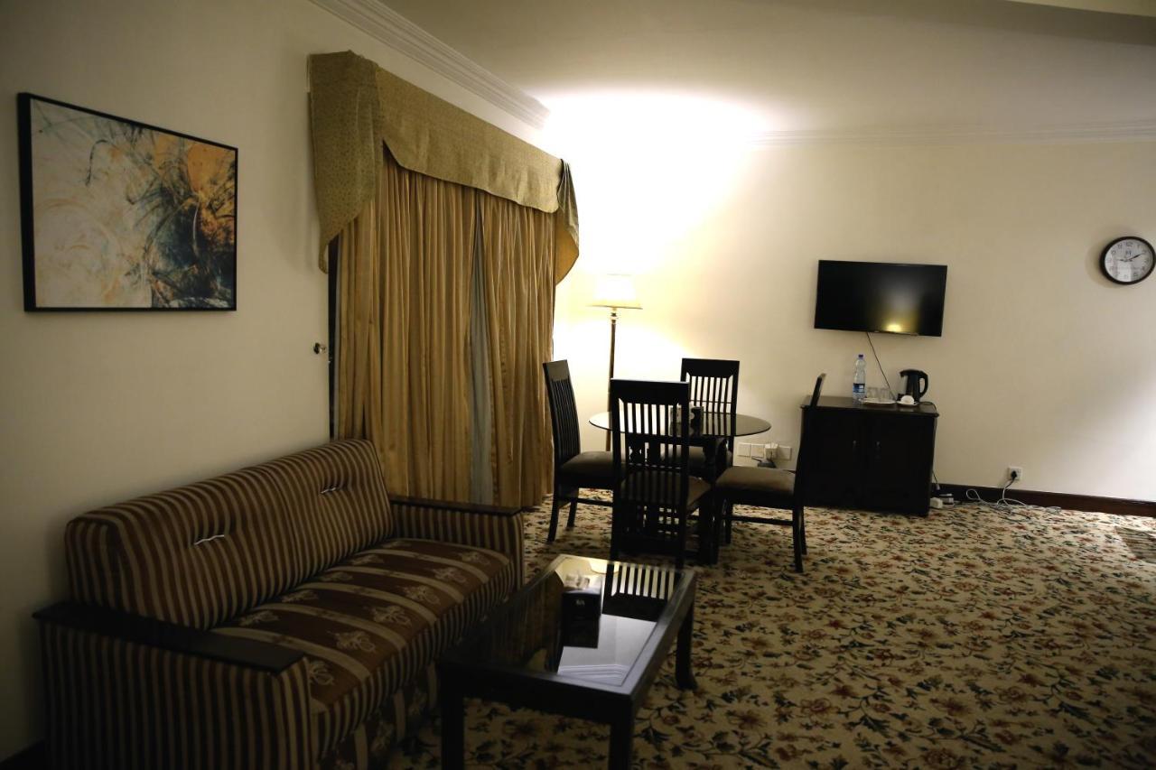 Hotel Hillview İslamabad Dış mekan fotoğraf